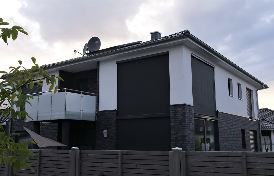 Moderne Stadtvilla mit Doppelgarage, Stederdorf
